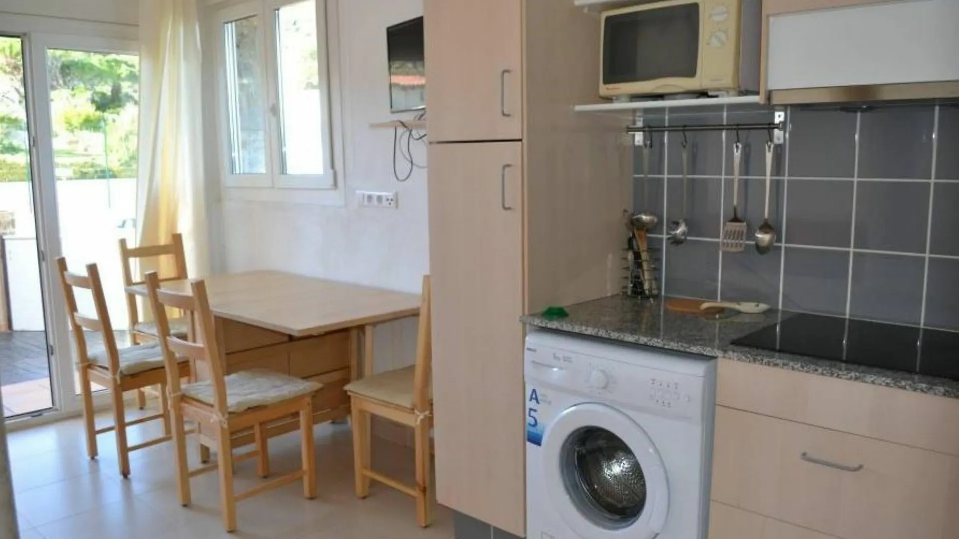Apartment In Llanca, Girona 103544 By Mo Rentals Spagna